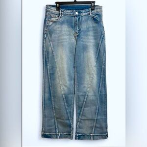 Plus size denim jeans with stripe accent
